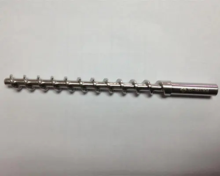華鴻簡述注塑機螺桿長度與行程的關(guān)系